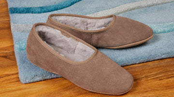 Why Choose a Reputed Seller to Buy Ladies Shearling Slippers?