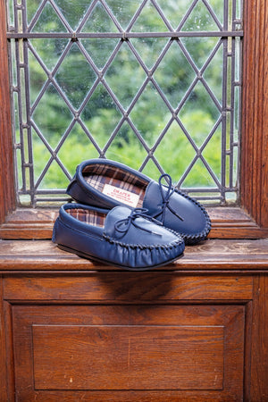 PAT Womens Leather Moccasins